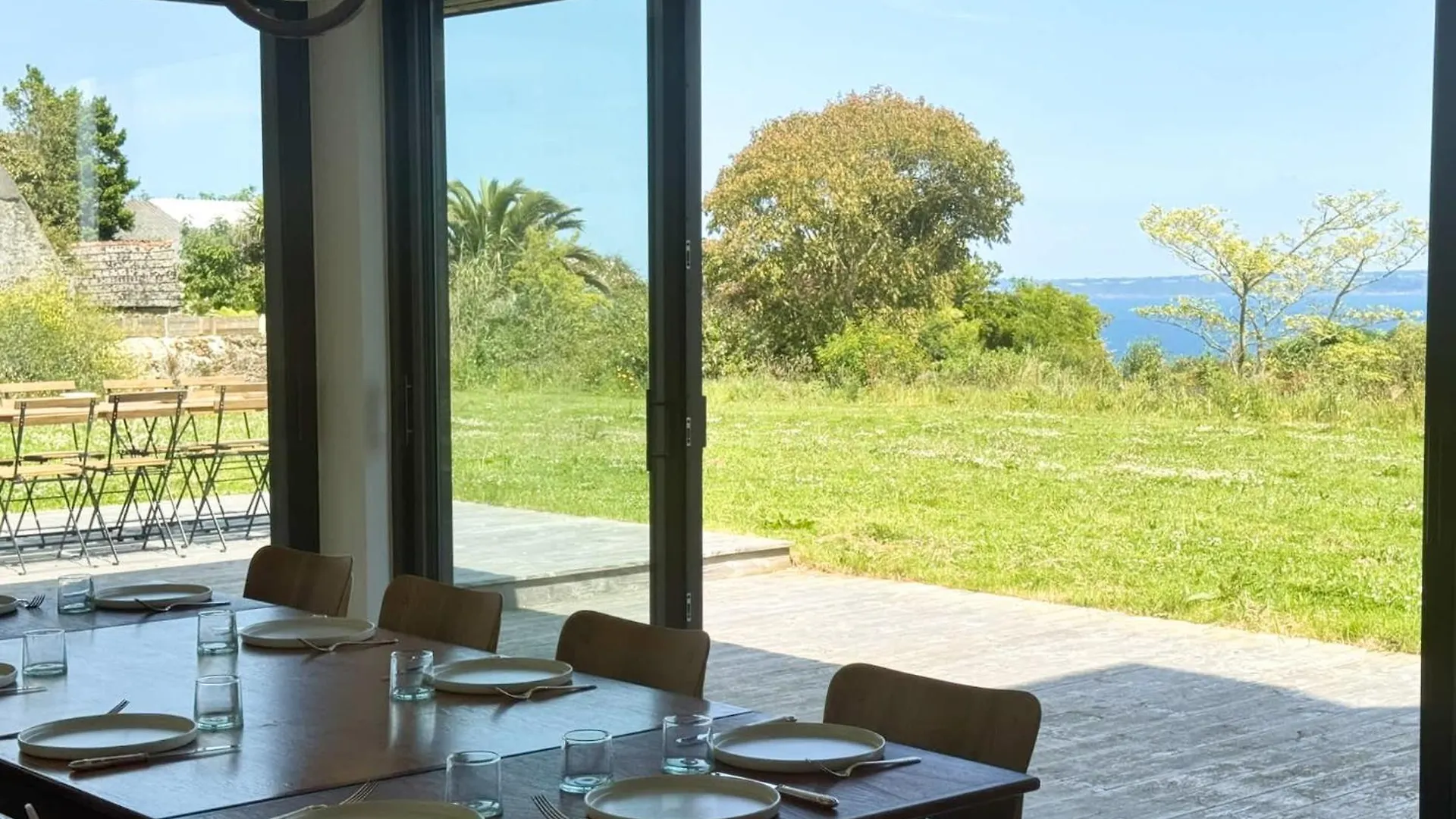 Villa Les Embruns Sea View Beg Ar Fry 10 People Guimaec بيت للعطل